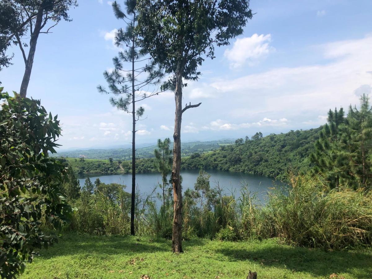 Lake Lyantonde Eco Campsite Original Fort Portal エクステリア 写真